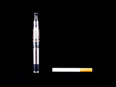 η συνθετική νικοτίνη θα καταστήσει το ηλεκτρονικό τσιγάρο απαλλαγμένο από καπνό